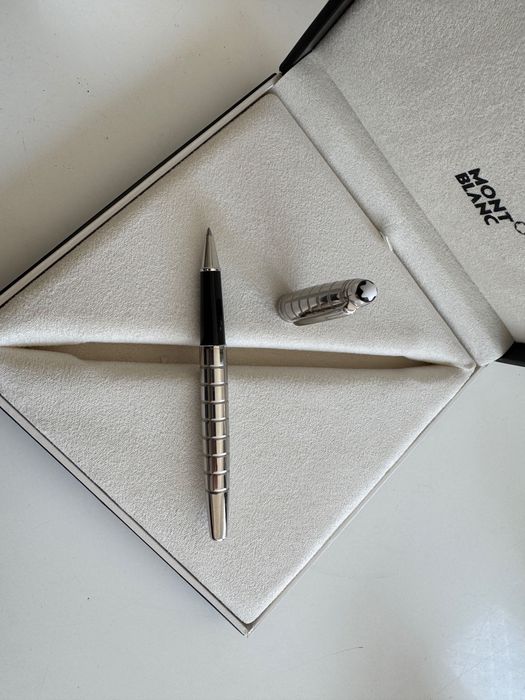 Montblanc Meisterstuck Solitaire Platinium plated facet roller ball