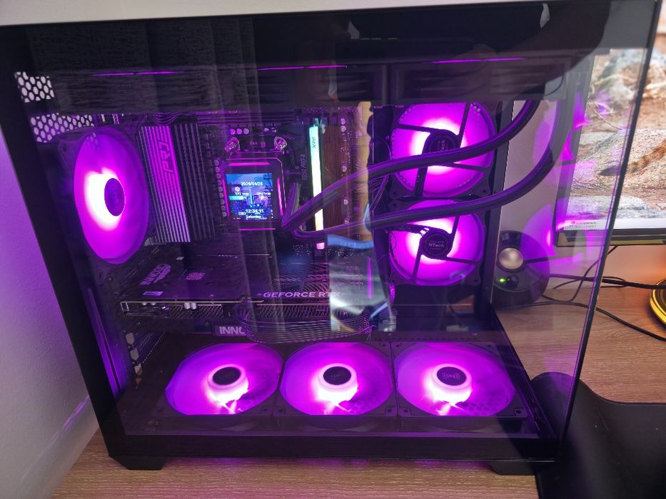 PC Gamer + Monitor AGON LOL edition