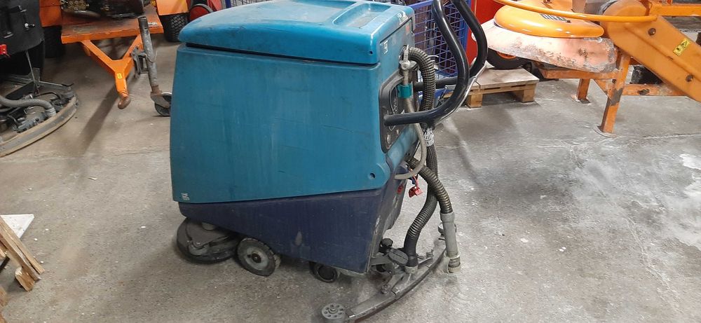 Maszyna czyszcząca WETROK DUOMATIC C43/50/60B rok produkcji 2011