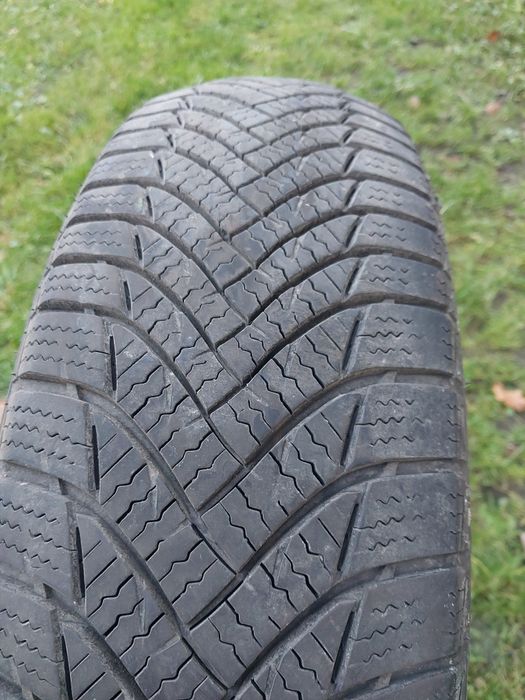 Opony zimowe 165/70 R14