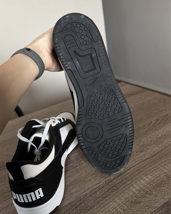 нові чоловічі кеди Puma