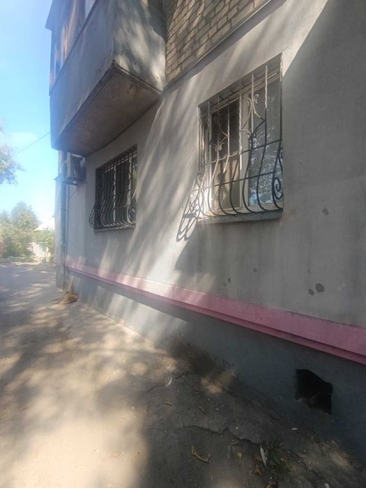 Продам 2-х комнатную на Соцгороде