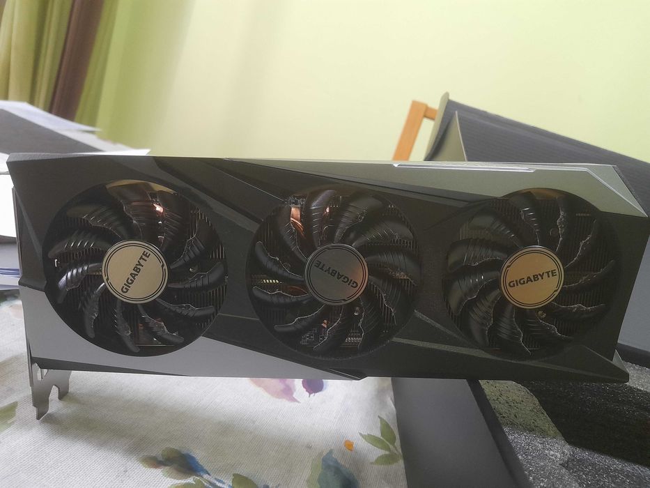 Radeon RX 7600 GAMING OC 8G