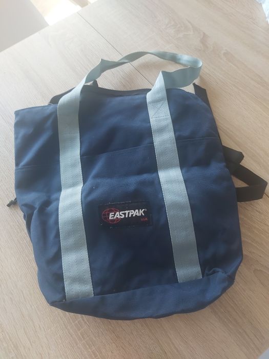Mala eastpak azul