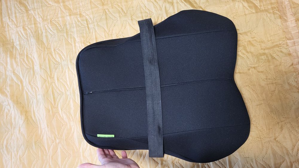 Продам ортопедичну подушку під спину