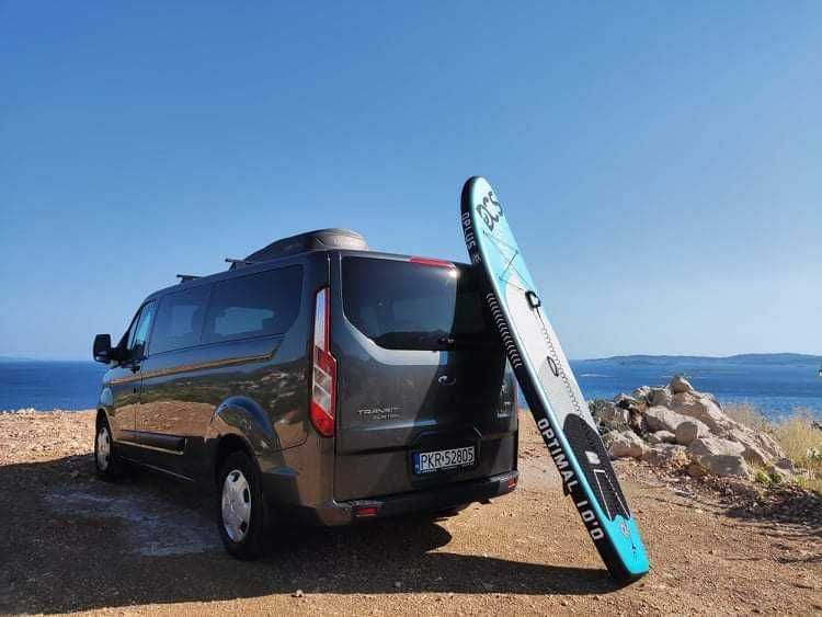 wynajem wypożyczalnia aut bus 8 i 9 osobowych Leszno Gostyń Rawicz