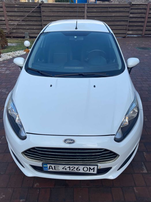 Автомобіль Ford Fieasta