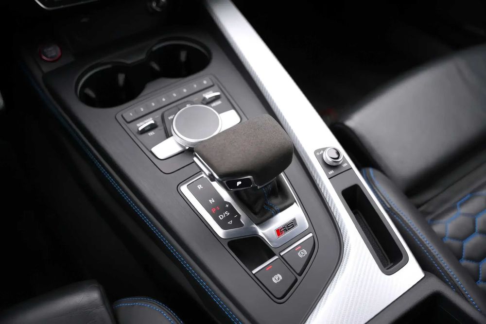 Audi RS4 Quattro tiptronic      2018