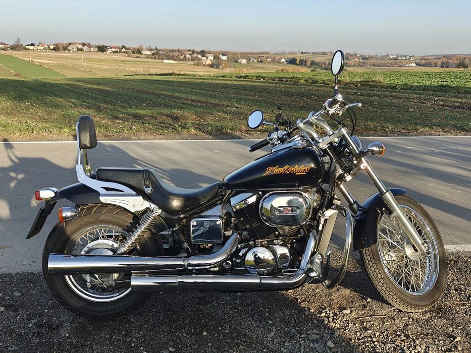 Honda Shadow Honda VT750 DC Black Widow