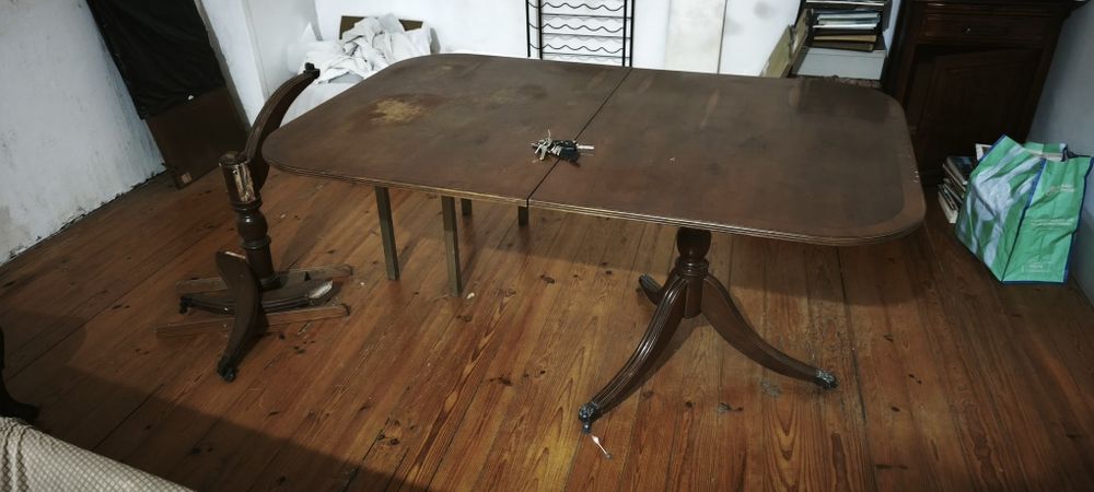 Mesa de jantar..