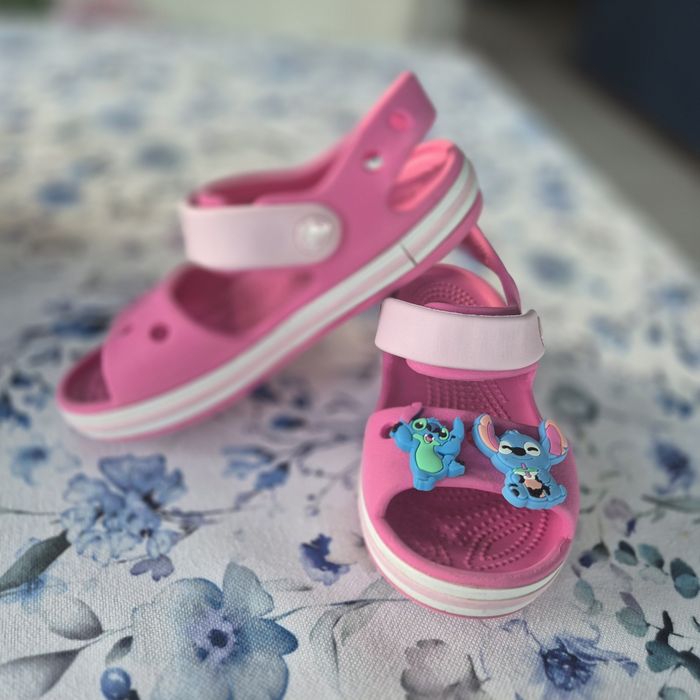 Sandały różowe Crocs c10