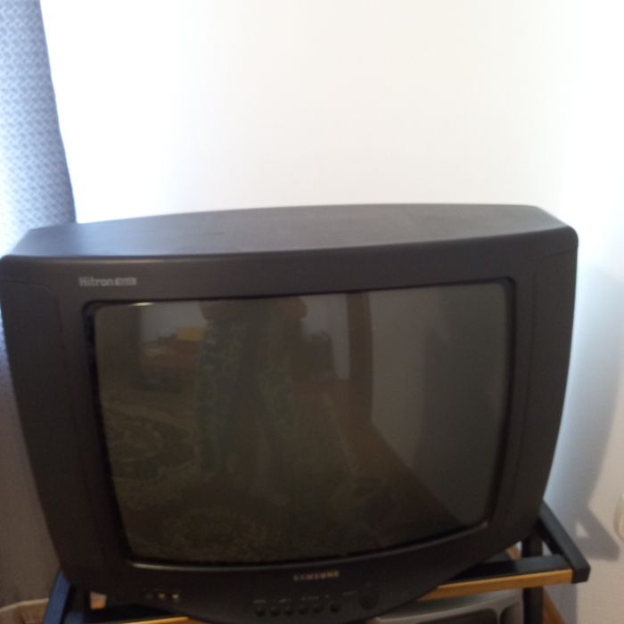 Телевізор самсунг з приставкою