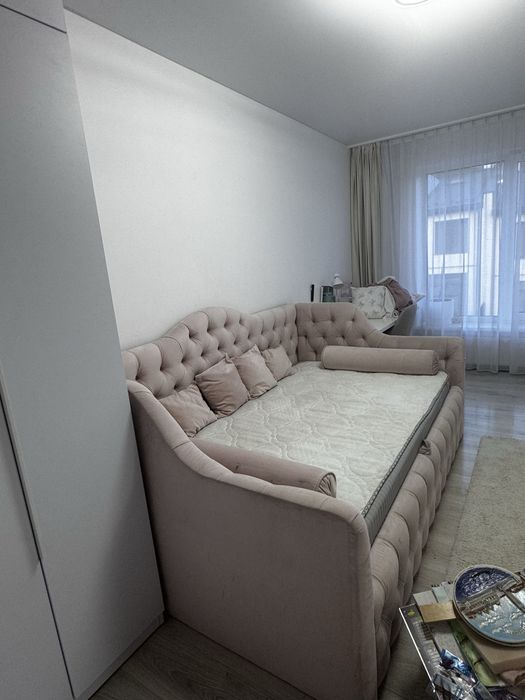 Продаю ліжко з матрацом 140/200