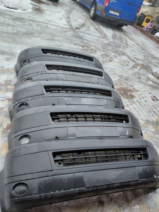 Бампера передні Volkswagen T5