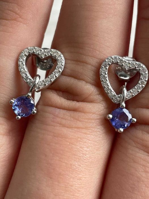 Серьги из серебра 925 пробы с круглым танзанитом 4 мм.