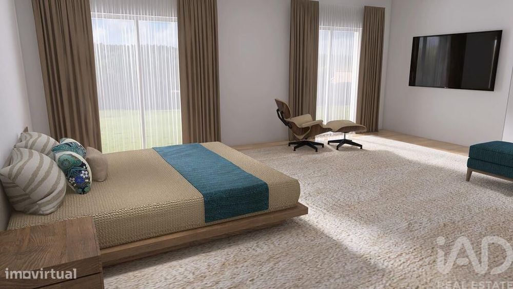 Apartamento T2 em Corroios de 149,00 m2