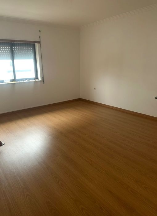 Quartos para Alugar em T3 Espaçoso