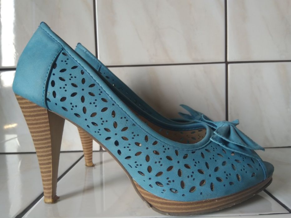 szpilki open toe roz.38