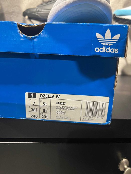 Кросівки жіночі adidas Originals Ozelia W — EUR 38.5 (24 см), Нові