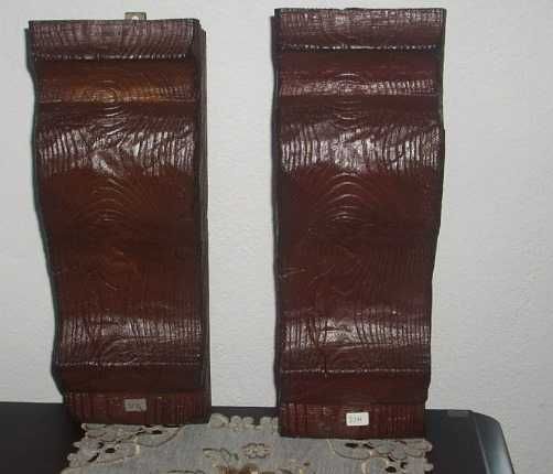 Antigo Par Mísulas / Peanhas / em madeira maciça