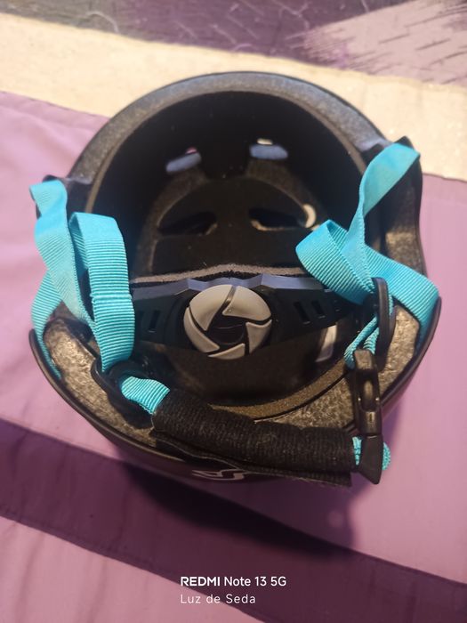 Capacete para quem anda de skate