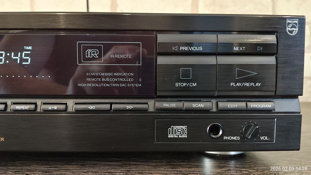 PHILIPS CD-614 Compact Disc Player 1990