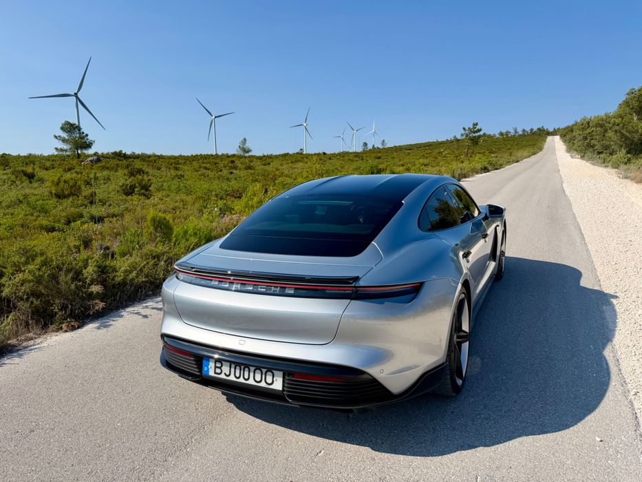 Porsche Taycan 4s_Performance Plus