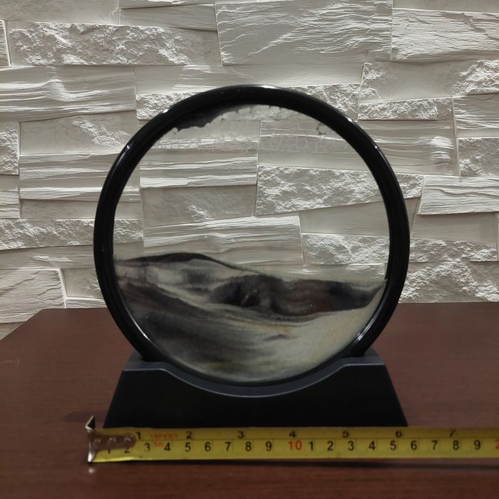 Ozdoba przesypujaca piasek