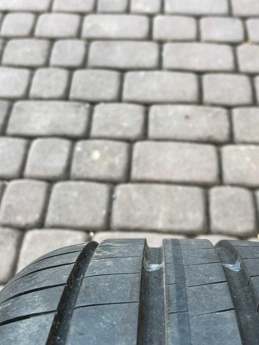 Opony Goodyear Eagle F1 Asymmetric 6  215/50/18 92W FR ROK 2024