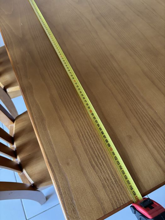 Mesa Cozinha em madeira com 4 cadeiras