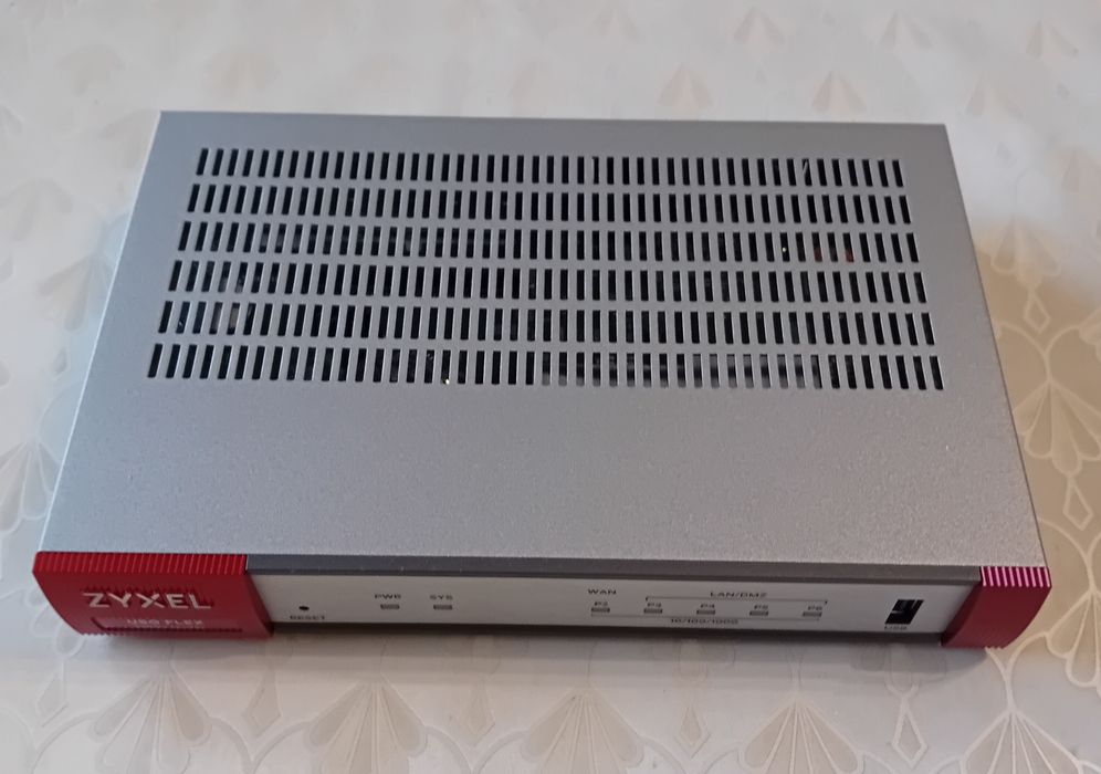 Firewall - Zyxel USGFLEX 50 Firewall 10/100/100064284286830339121