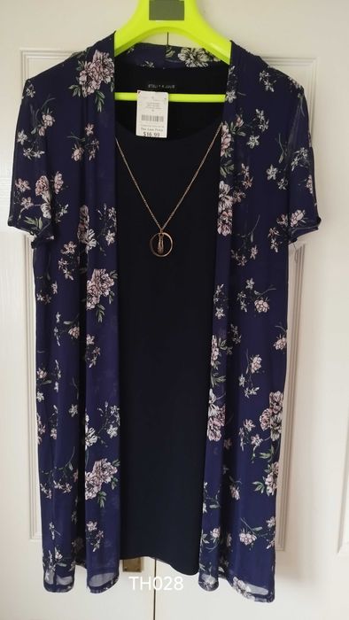 Elegancka sukienka rozmiar 16 TH033