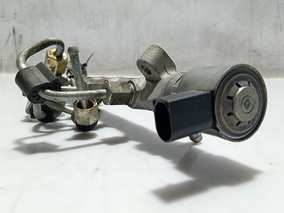 Rampa de injeção VOLKSWAGEN Golf VII (5G1, BQ1, BE1, BE2)