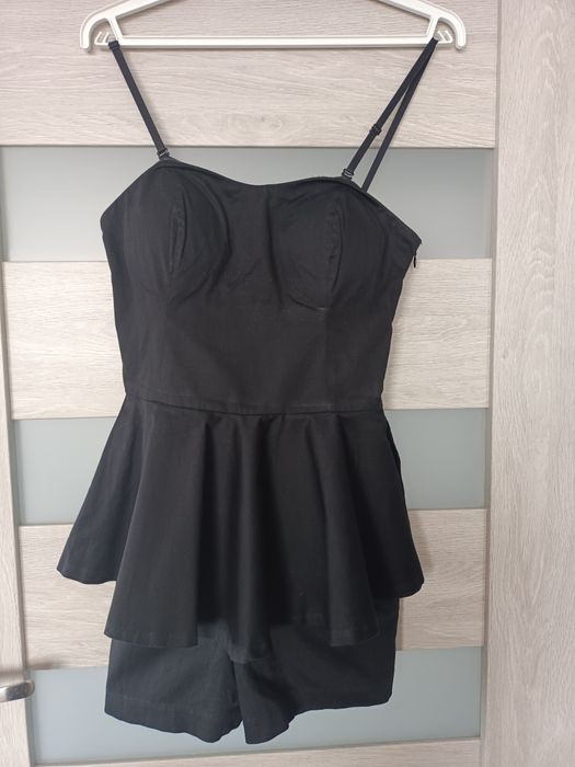 Elegancki kombinezon Mohito S