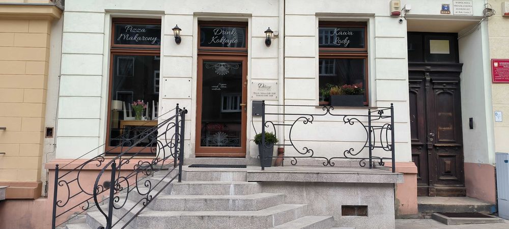 Lokal usługowy do wynajęcia (pod gastronomię)