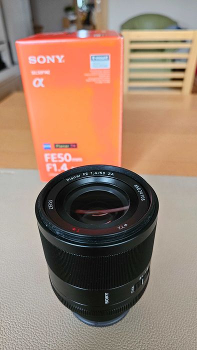 Sony Zeiss  FE50mm F1.4 ZA  Planar T*