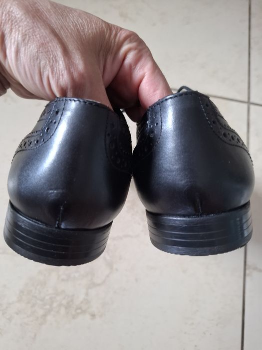 Buty LIMEHOUSE Oxfordy nowe 42