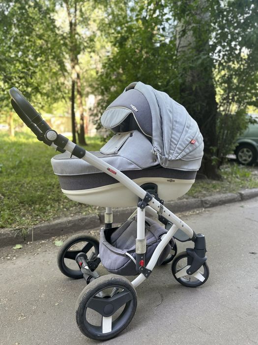 Коляска Adamex Vicco