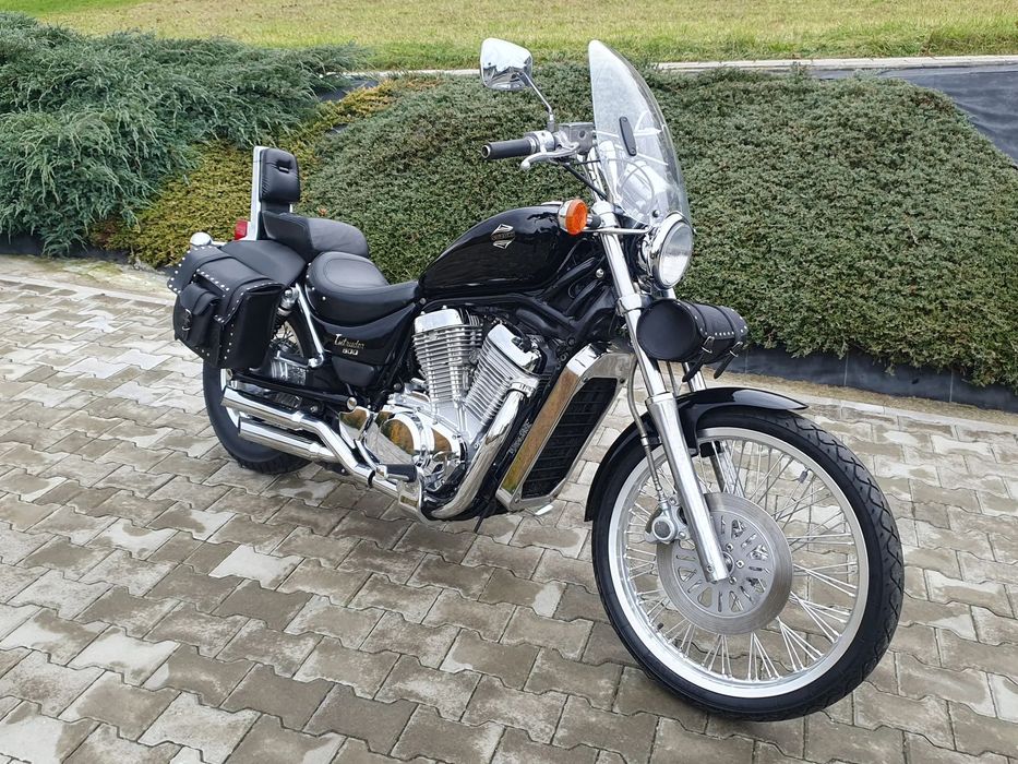 Suzuki Intruder Suzuki vs 800 intruder  (marauder drag star  shadow)