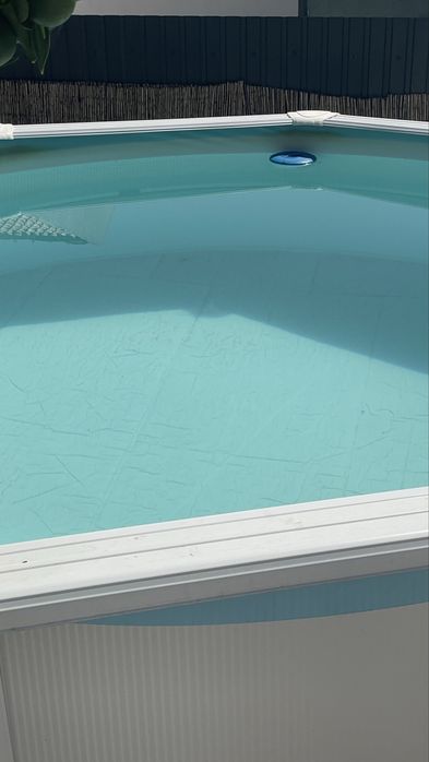 Piscina com estruta em aco