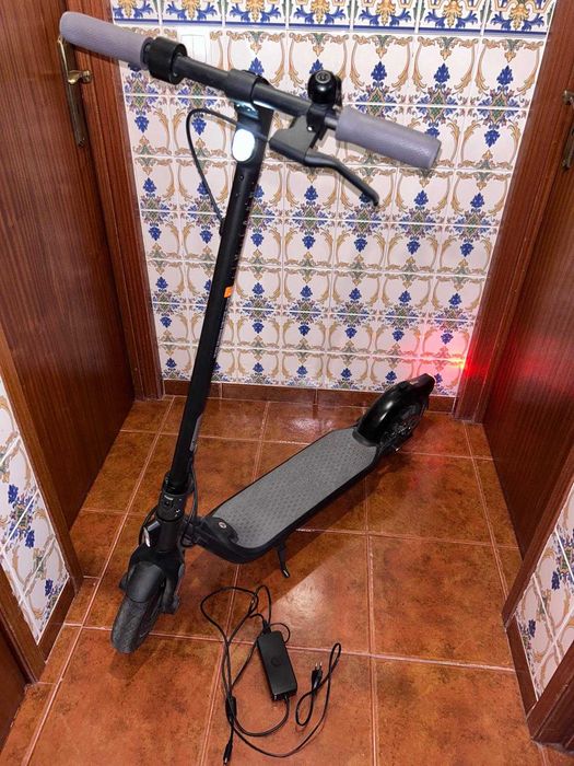 Trotinete Elétrica Segway Ninebot KickScooter F25E II