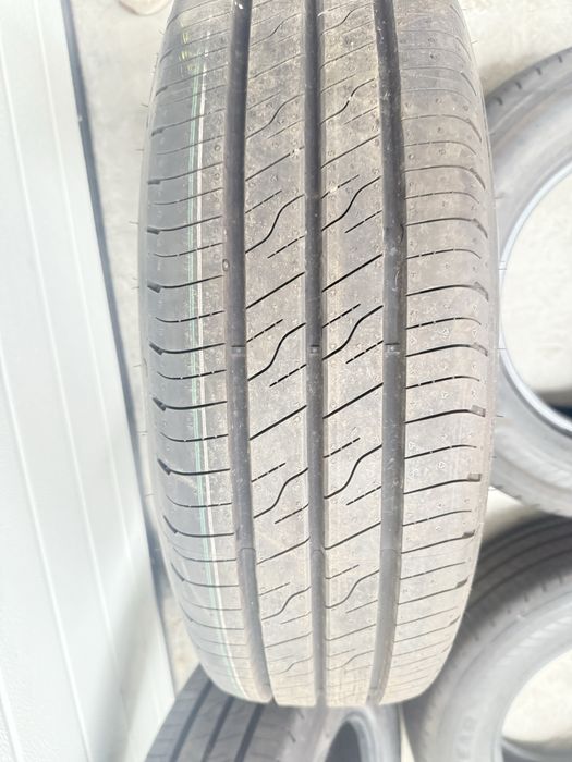 Opony 205/75/16C Mercedes Sprinter blizniak