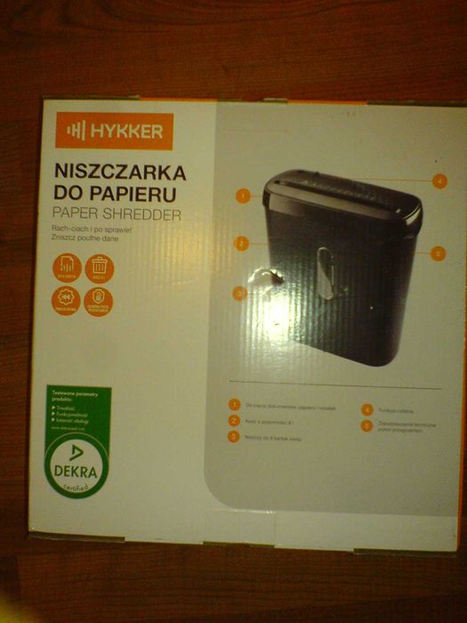 Niszczarka Papieru Hykker do 6 kartek naraz kosz 8l zabezp. term. NOWA