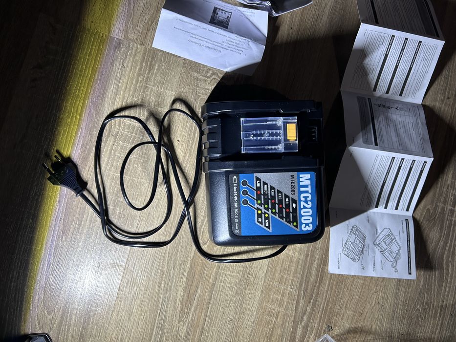 Зарядний пристрій для MAKITA