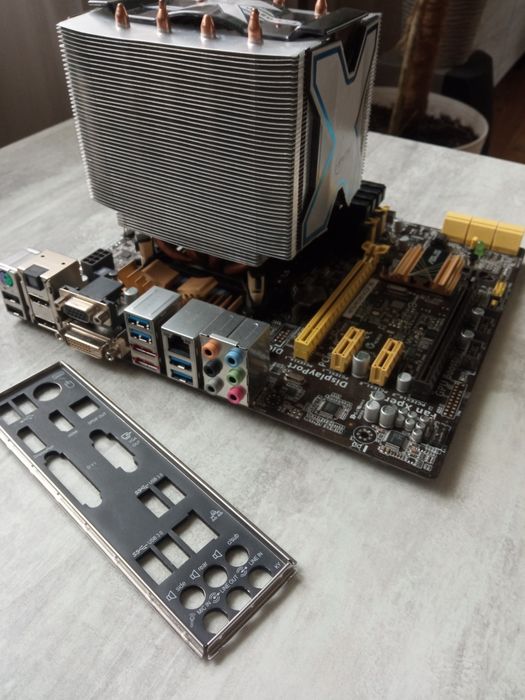 Asus H87M-PRO s1150,Xeon E3-1231 v3