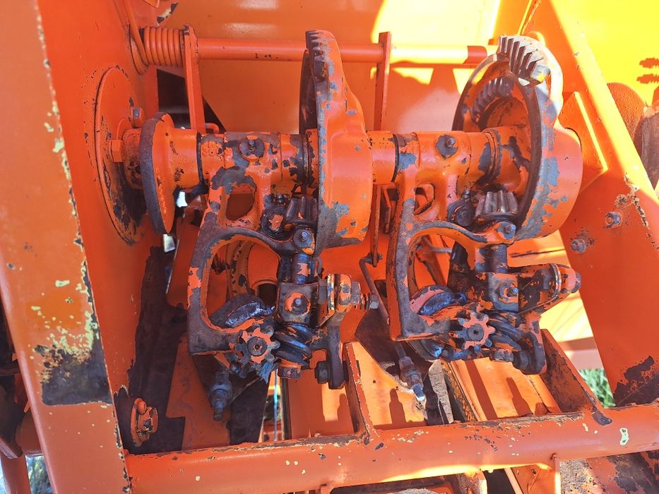 пресс подборщик/тюкопрес/
прес-підбирач Рівєра wartsila