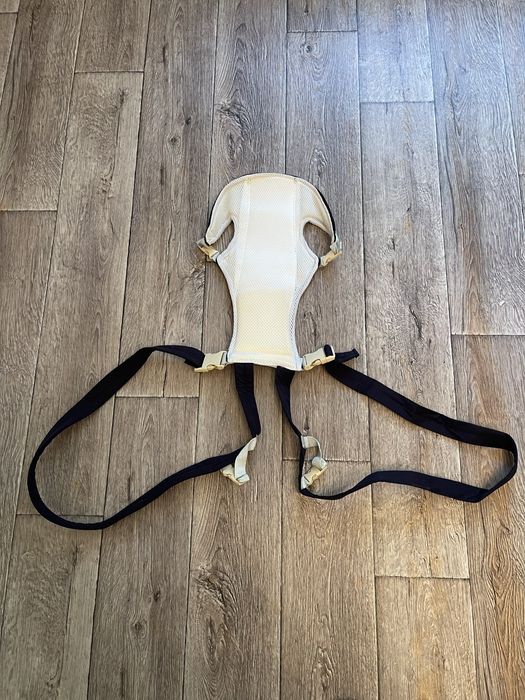 Кенгуру для новонароджених