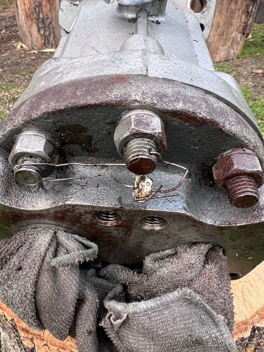 Гідравлічний насос. 300.112.00 Гідро мотор