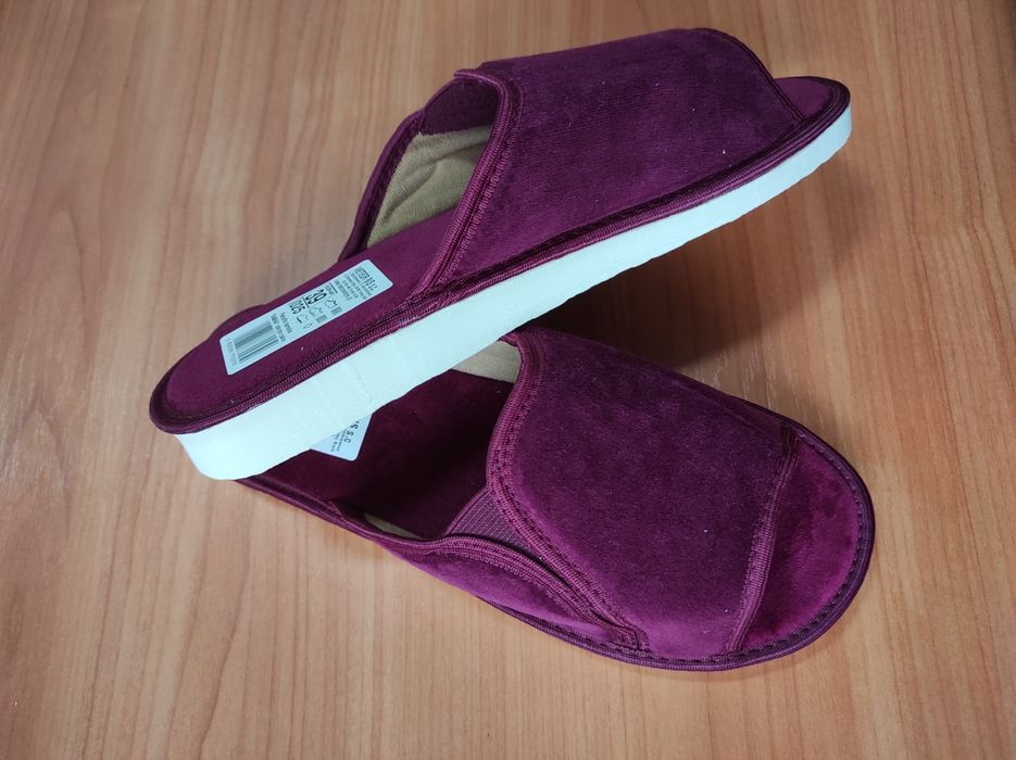 Kapcie, pantofle 36-40 Meteor