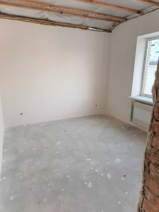 Продається таунхаус з терасою на Старому Місті 2154